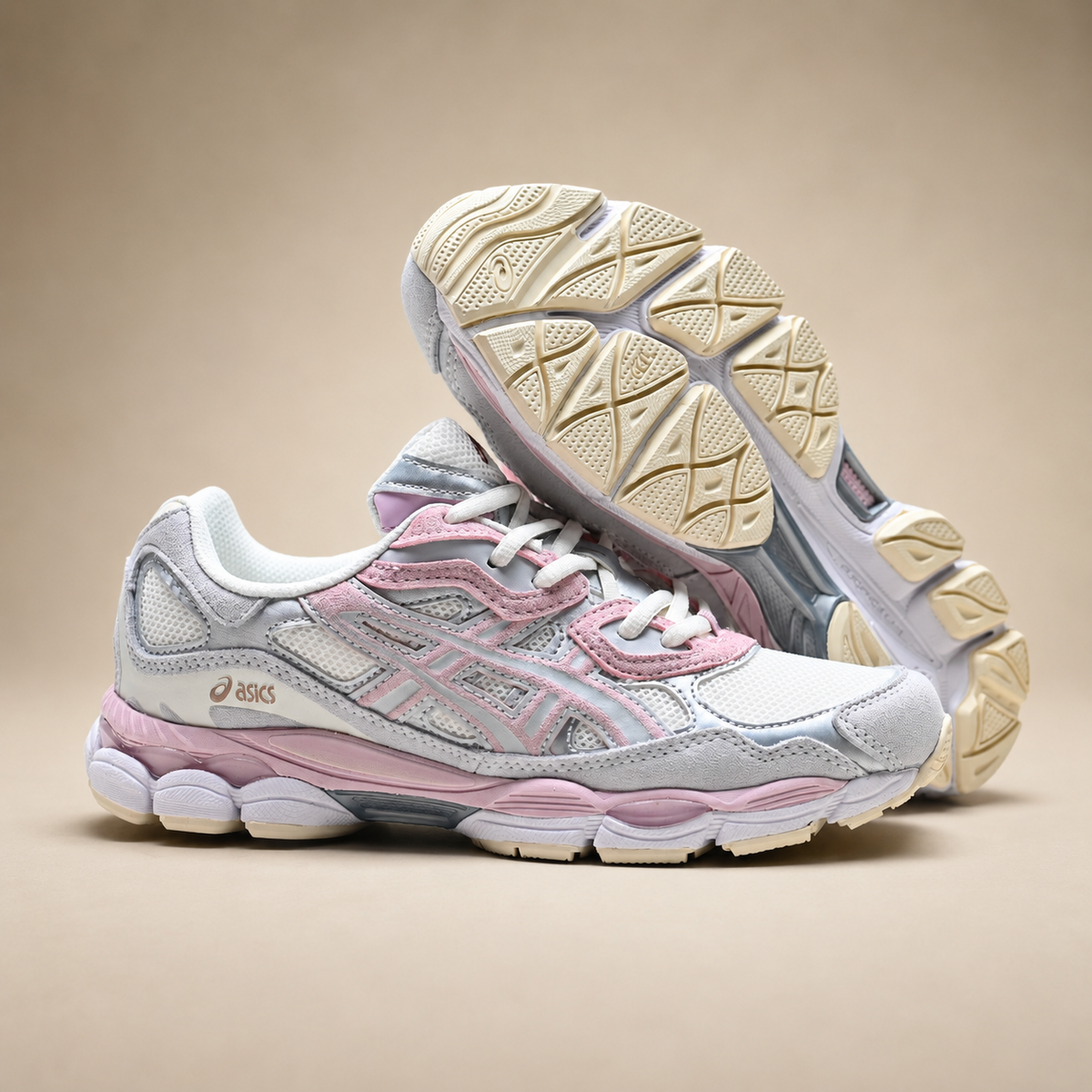 ASICS GEL-NYC Women’s Trainers – Cushioned Retro Lifestyle Sneakers
