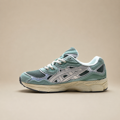 ASICS GEL-NYC Women’s Trainers – Cushioned Retro Lifestyle Sneakers