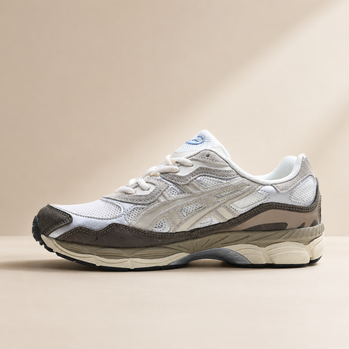 ASICS GEL-NYC Women’s Trainers – Cushioned Retro Lifestyle Sneakers